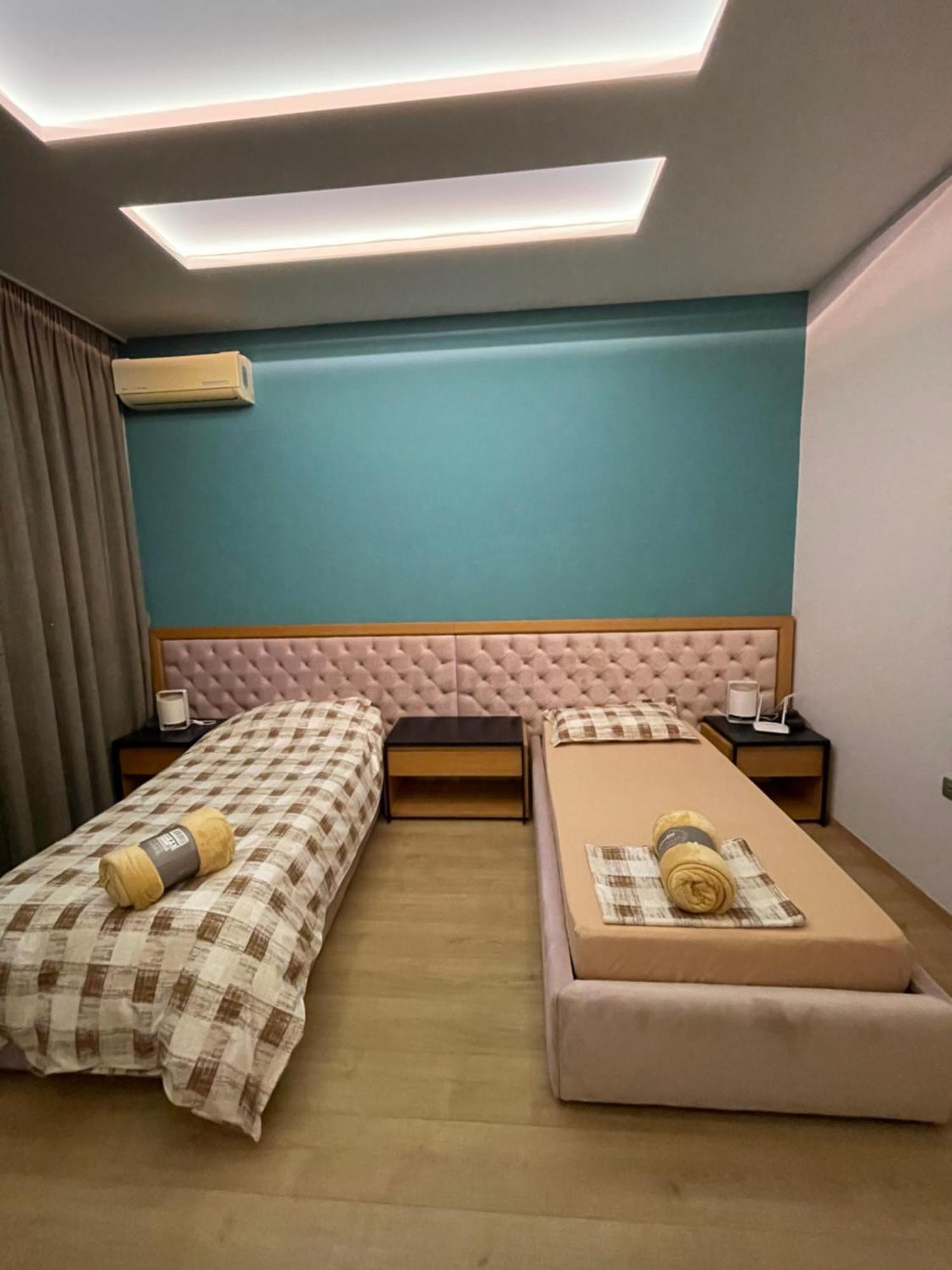 Lux Apartment ティラナ エクステリア 写真
